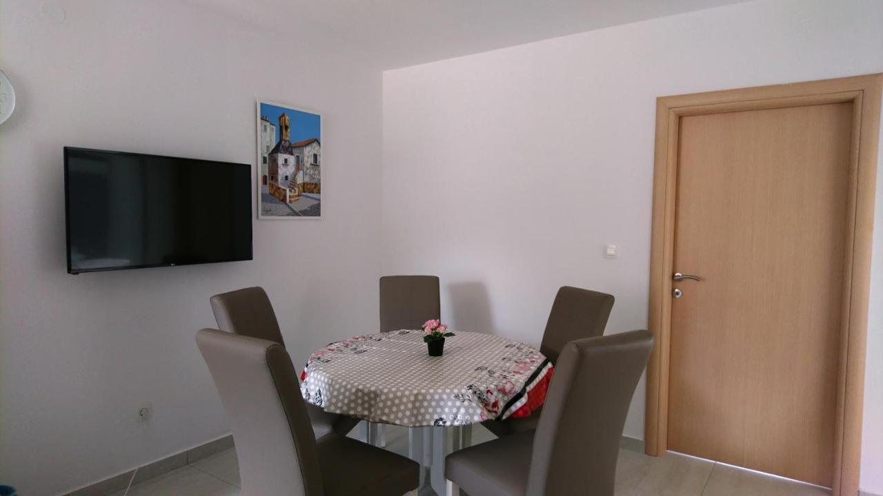 Apartmán Colic Njivice Exteriér fotografie