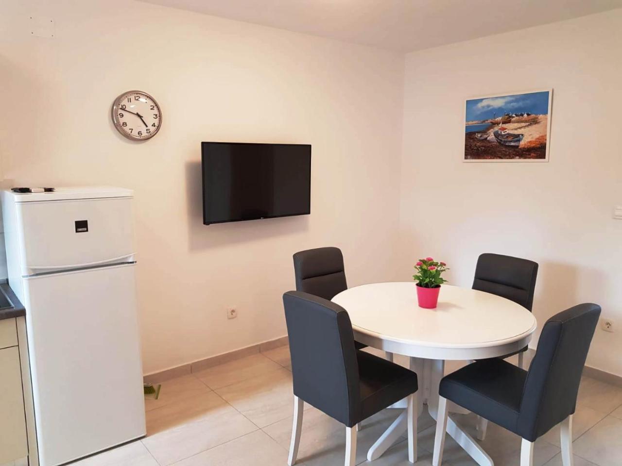 Apartmán Colic Njivice Exteriér fotografie