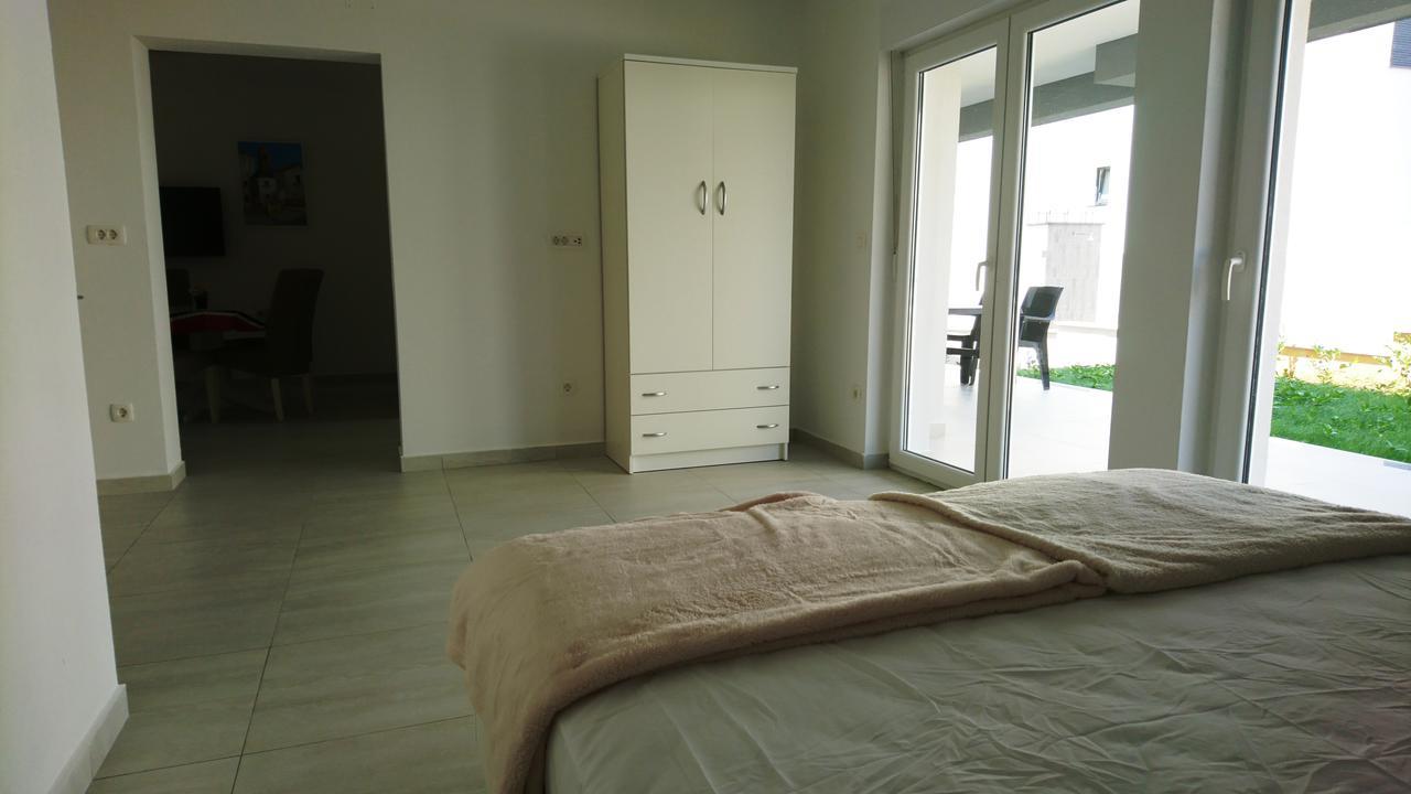 Apartmán Colic Njivice Exteriér fotografie