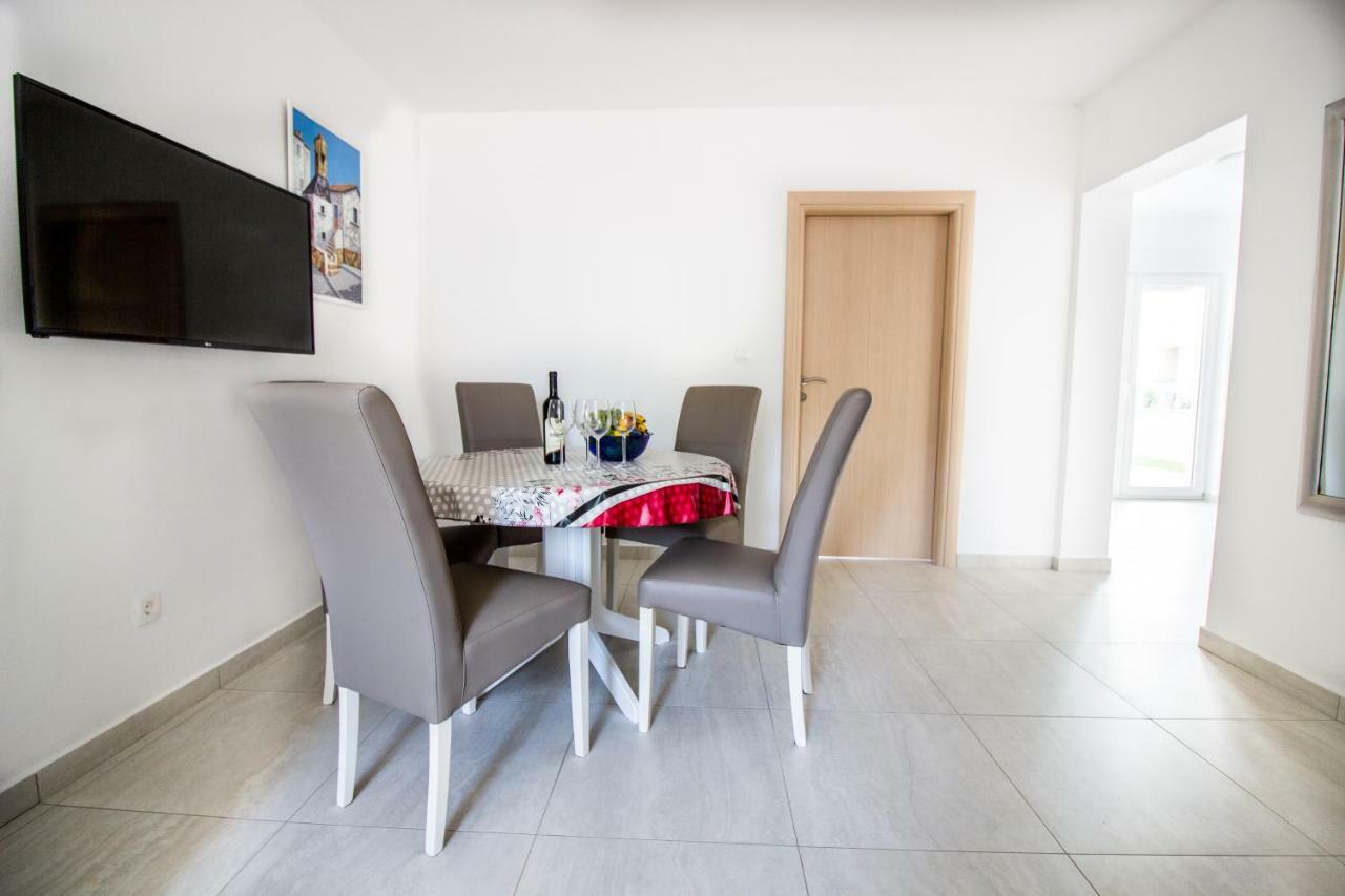 Apartmán Colic Njivice Exteriér fotografie