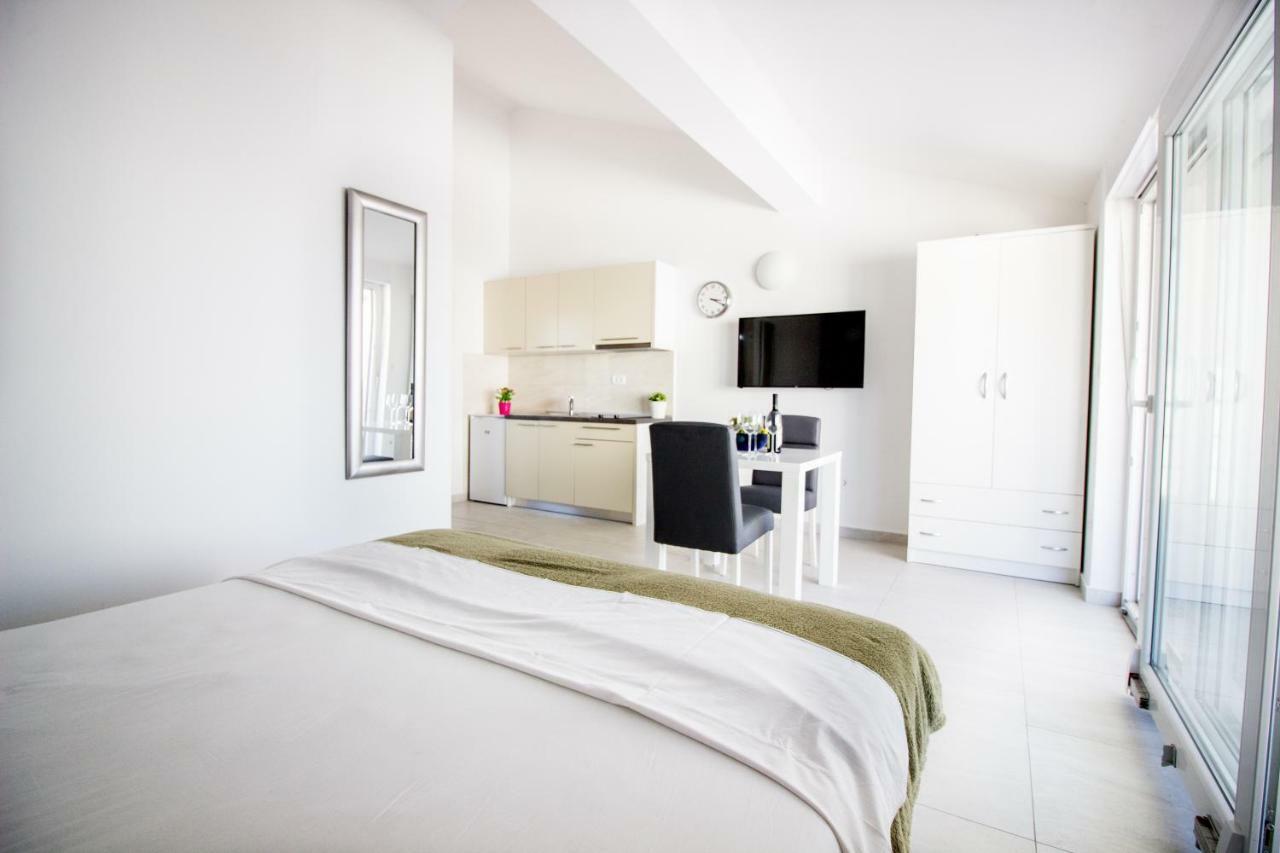 Apartmán Colic Njivice Exteriér fotografie